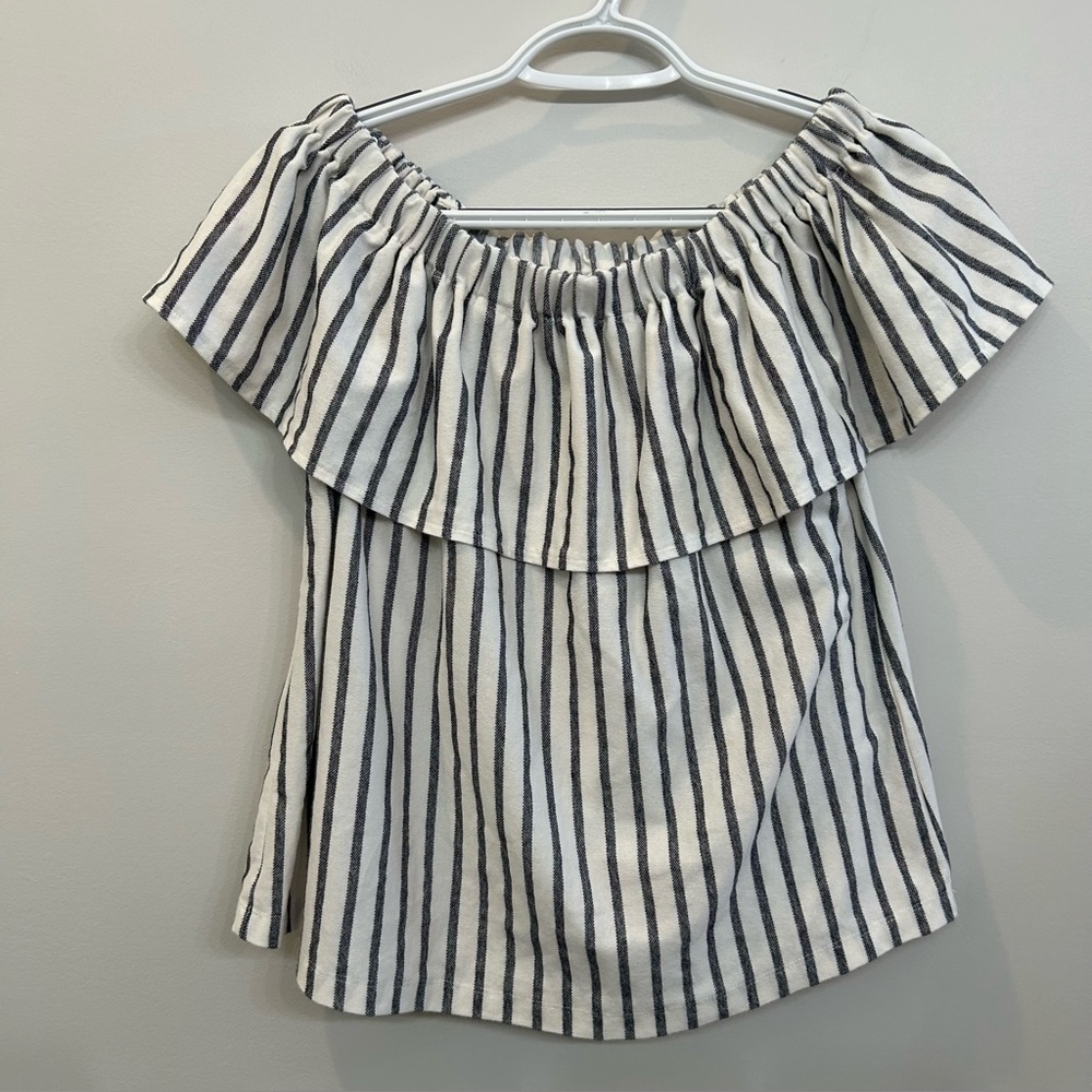 Banana Republic Factory Woman’s Striped Off Shoulder Top Size S